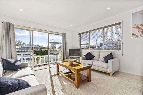 Photo of property in 1/2 Palm Court Drive, Glen Eden, Auckland, 0602