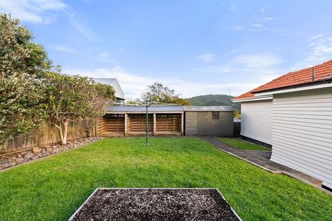 Photo of property in 7 Albemarle Road, Northland, Wellington, 6012