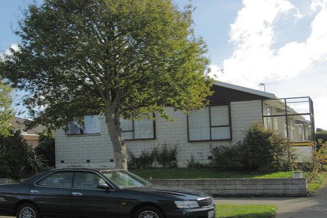 Photo of property in 24 Solway Avenue, Ilam, Christchurch, 8041