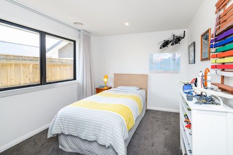 Photo of property in 51 Freedom Drive, Kelvin Grove, Palmerston North, 4414