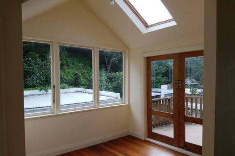 Photo of property in 54a Ferry Street, Seatoun, Wellington, 6022