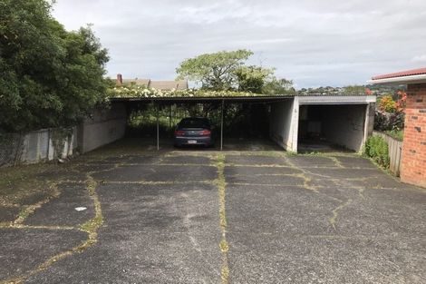 Photo of property in 65 Astley Avenue, New Lynn, Auckland, 0600