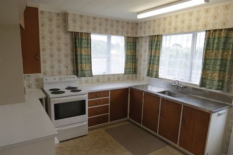 Photo of property in 36f1- Exchange Street, Ebdentown, Upper Hutt, 5018