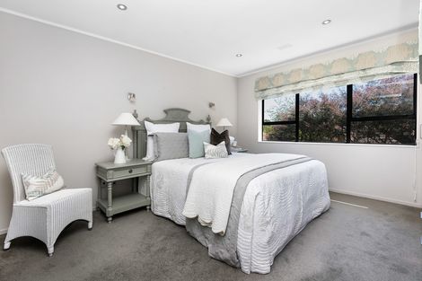 Photo of property in 12 Mark Edward Drive, Half Moon Bay, Auckland, 2012
