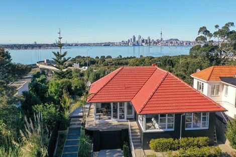 Photo of property in 39 Sylvan Avenue, Northcote, Auckland, 0627