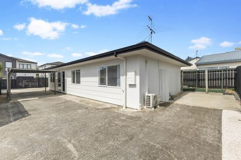 Photo of property in 2/3 James Road, Manurewa, Auckland, 2102
