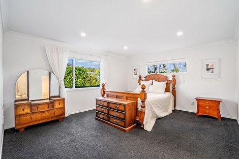 Photo of property in 21 Tasman Close, Aotea, Porirua, 5024