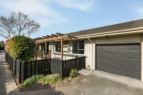 Photo of property in 39 Chipping Lane, Redwood, Christchurch, 8051