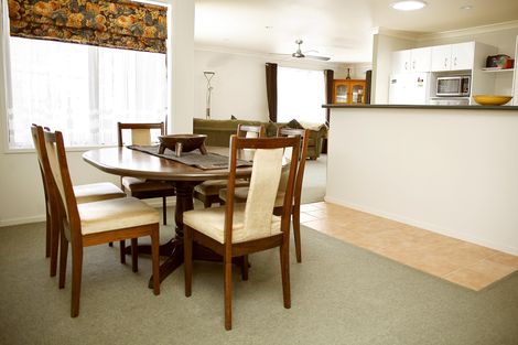 Photo of property in 3 Amarillo Place, Manurewa, Auckland, 2105