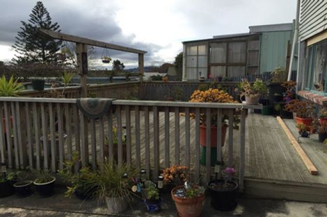 Photo of property in 3179 Great North Road, New Lynn, Auckland, 0600