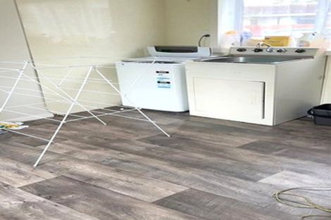 Photo of property in 30 Romilly Street, Westport, 7825