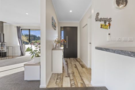 Photo of property in 18 Goddard Way, Sawyers Bay, Port Chalmers, 9023