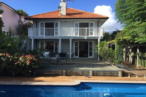 Photo of property in 34 Hastings Parade, Devonport, Auckland, 0624