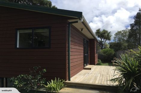 Photo of property in 2/29 Glendale Road, Glen Eden, Auckland, 0602