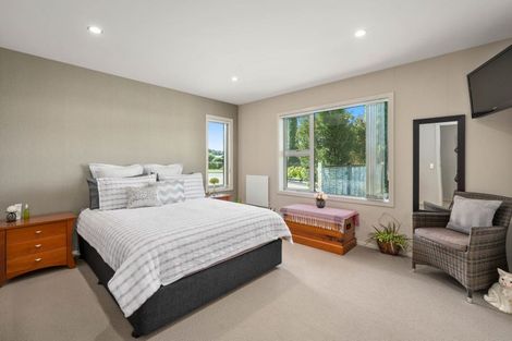 Photo of property in 9 Montgomery Crescent, Kinloch, Taupo, 3377