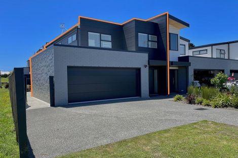 Photo of property in 14b Percy Road, Papamoa Beach, Papamoa, 3118