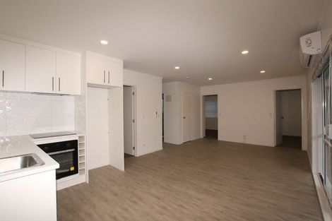 Photo of property in 306 Sunset Road, Windsor Park, Auckland, 0632