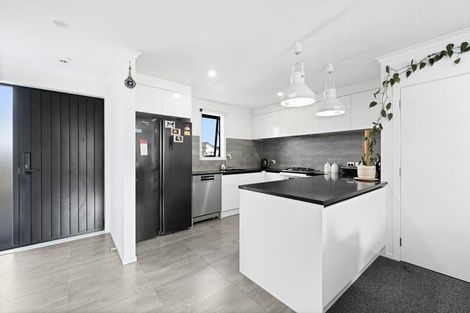 Photo of property in 49 Te Tiireke Drive, Glenview, Hamilton, 3206