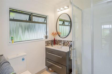Photo of property in 10 Clifford Close, Levin, 5510