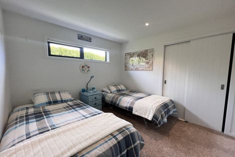 Photo of property in 32 Orford Drive, Jacks Point, Queenstown, 9371