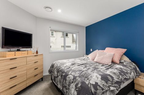 Photo of property in 59b Larsen Crescent, Tawa, Wellington, 5028