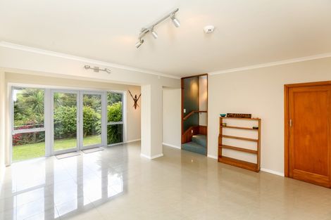 Photo of property in 17 Doralto Road, Frankleigh Park, New Plymouth, 4310
