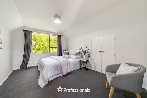 Photo of property in 22 Elizabeth Street, Moera, Lower Hutt, 5010