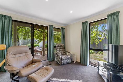 Photo of property in 54 Hawai Street, Two Mile Bay, Taupo, 3330