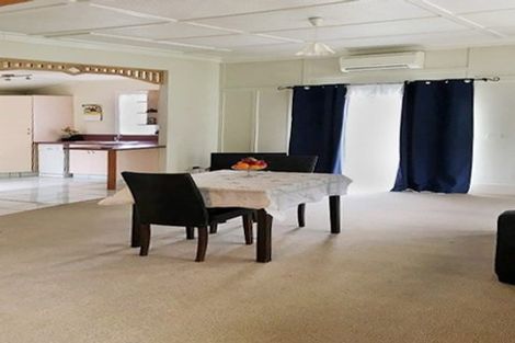 Photo of property in 86 Shakespeare Road, Bluff Hill, Napier, 4110