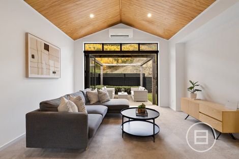 Photo of property in 3 Phoenix Lane, Arthurs Point, Queenstown, 9371