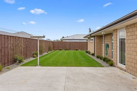 Photo of property in 69 Kippenberger Avenue, Rangiora, 7400