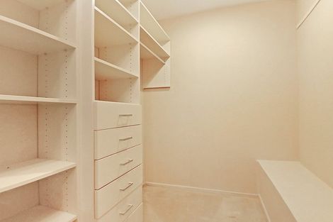 Photo of property in 9 Saddleback Rise, Murrays Bay, Auckland, 0630