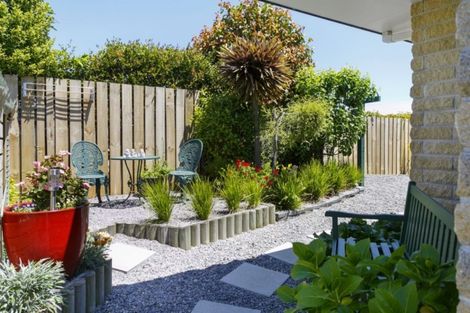 Photo of property in 30 Fairview Terrace, Waipahihi, Taupo, 3330