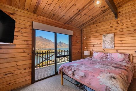 Photo of property in 11 Longwood Place, Queenstown, 9300