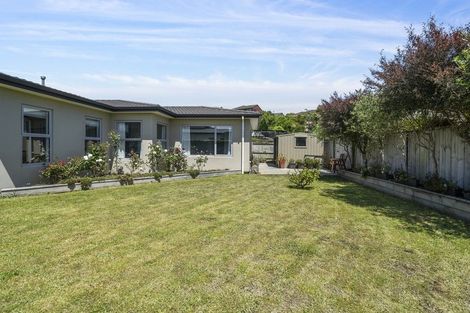 Photo of property in 54 Resolution Drive, Whitby, Porirua, 5024