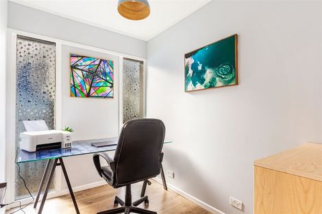 Photo of property in 11 Selwyn Avenue, Glen Eden, Auckland, 0602