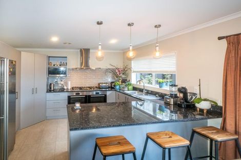 Photo of property in 51 Mauldeth Terrace, Churton Park, Wellington, 6037