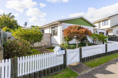Photo of property in 42 Konini Crescent, Pirimai, Napier, 4112