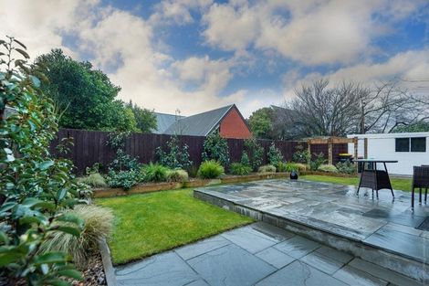 Photo of property in 16b Broadfell Avenue, Avonhead, Christchurch, 8042