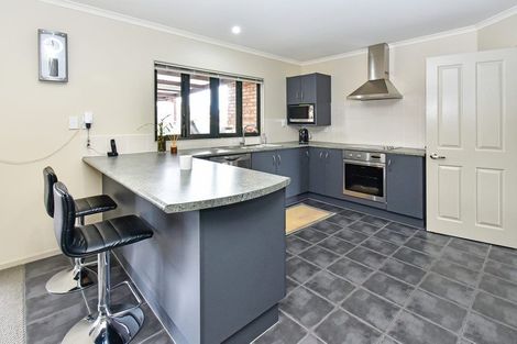 Photo of property in 56 Peninsula Road, Mangere, Auckland, 2022