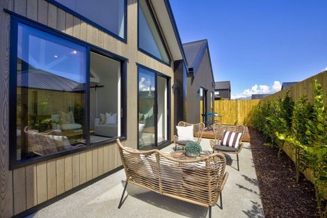 Photo of property in 21 Waterfowl Road, Jacks Point, Queenstown, 9371