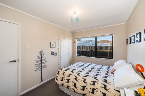 Photo of property in 7 Rodney Grove, Paraparaumu, 5032