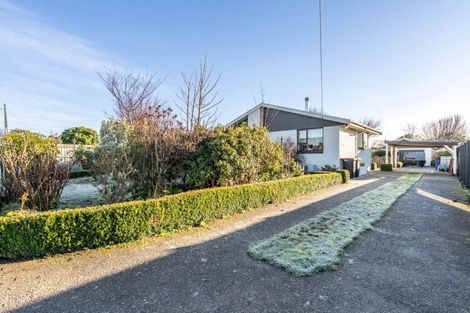 Photo of property in 65 Kilmarnock Street, Wallacetown, 9816