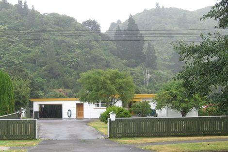 Photo of property in 22 Black Beech Street, Birchville, Upper Hutt, 5018