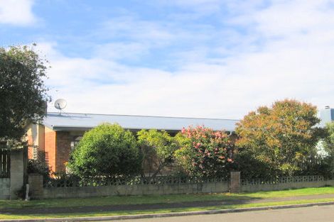 Photo of property in 6 Epsom Road, Mount Maunganui, 3116