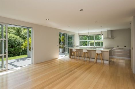 Photo of property in 62 Dyers Pass Road, Cashmere, Christchurch, 8022