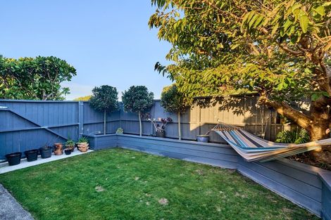 Photo of property in 2 Toms Road, Titahi Bay, Porirua, 5022