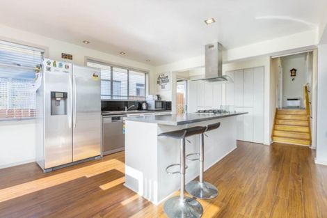 Photo of property in 17 Greenwich Grove, Stokes Valley, Lower Hutt, 5019