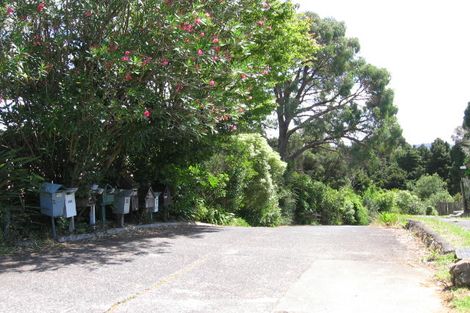 Photo of property in 22 Ridgewood Crescent, Birkenhead, Auckland, 0626