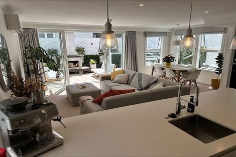 Photo of property in 69 Arcus Way, Hataitai, Wellington, 6021